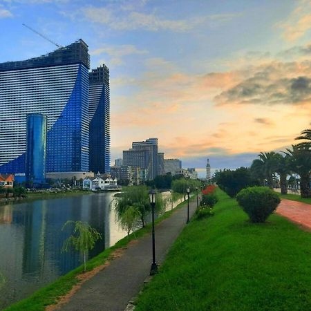 Best Seller In Booklng,Com Batumi Exterior foto
